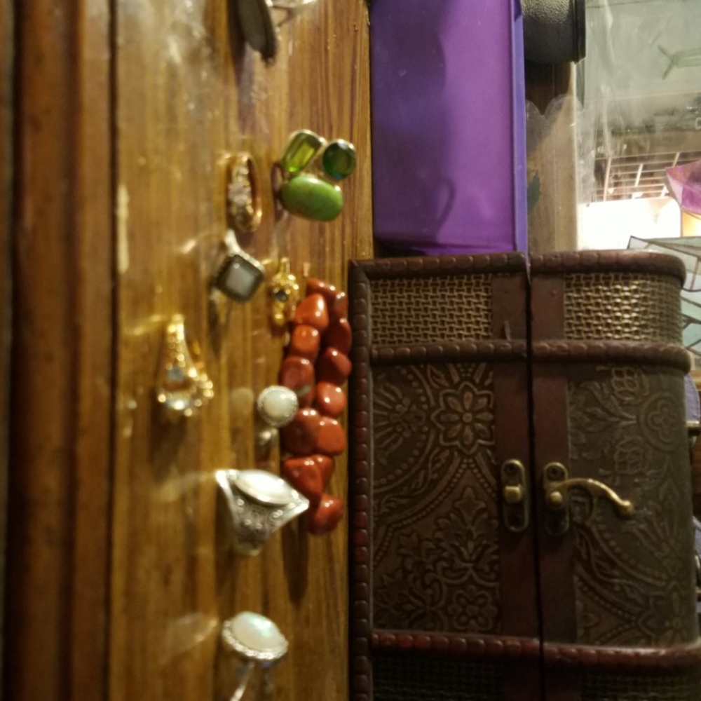 Mixed jewelry lot